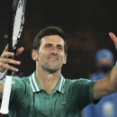Djokovic thắng dễ ở vòng một Australia Mở rộng