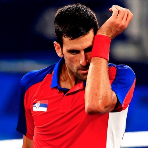 Bê bối Djokovic: Nhà vô địch nguy cơ ngồi tù vì nói dối
