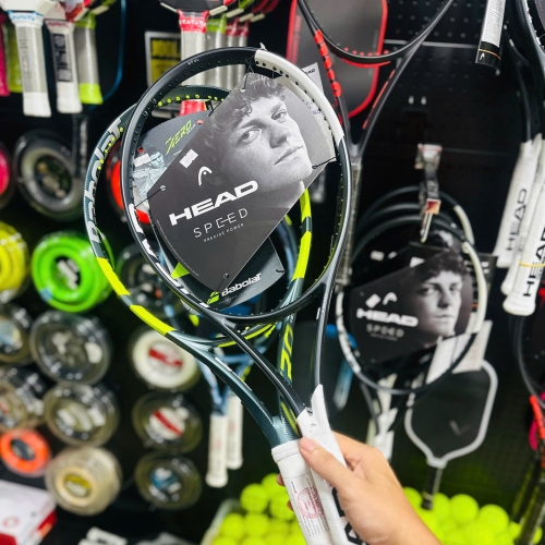 HEAD Speed MP L và Babolat Pure Aero Team – Hai triết lý thiết kế, hai phong cách thi đấu hoàn toàn khác biệt